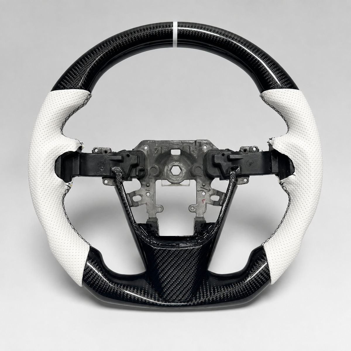 Volant Mazda 3 MPS – Carbone & Cuir Perforé