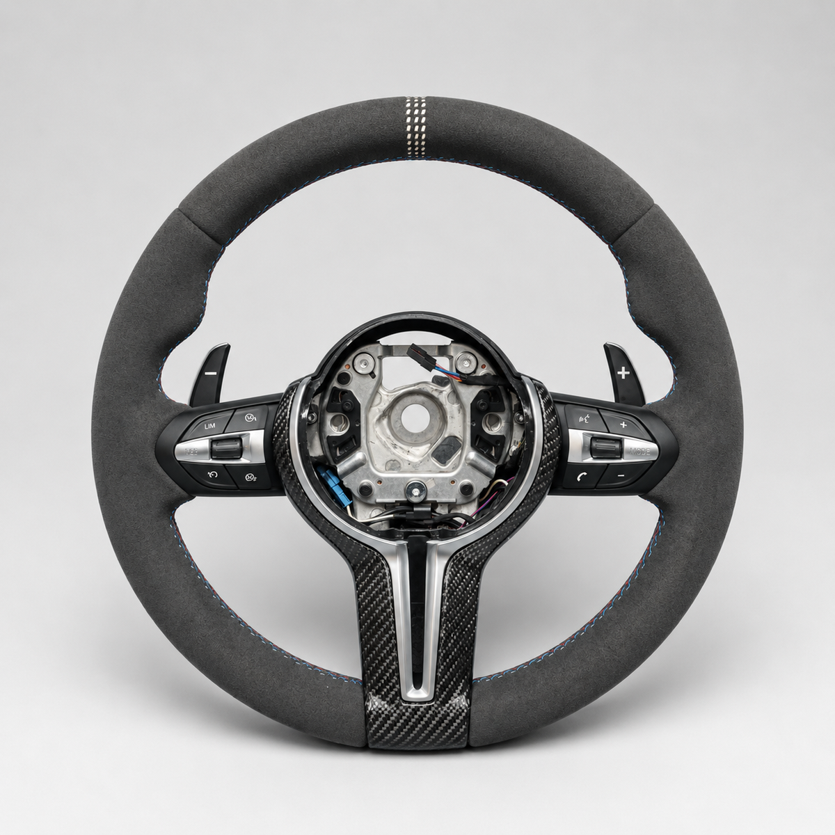 Volant BMW Série F – Réplique CS