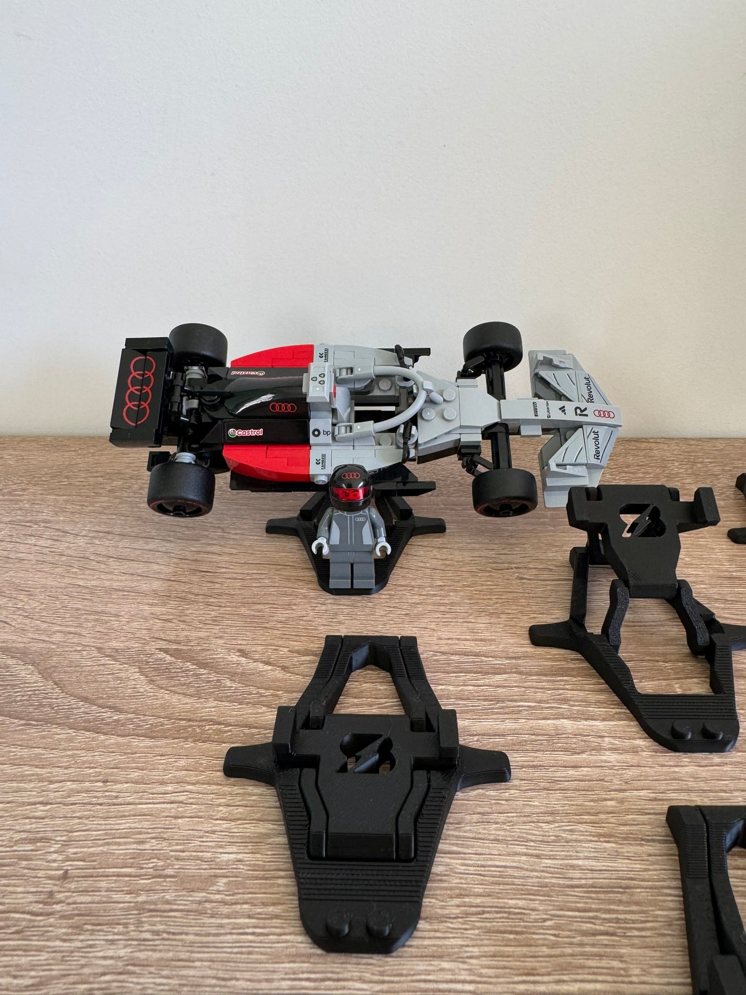 Support F1 speed champions
